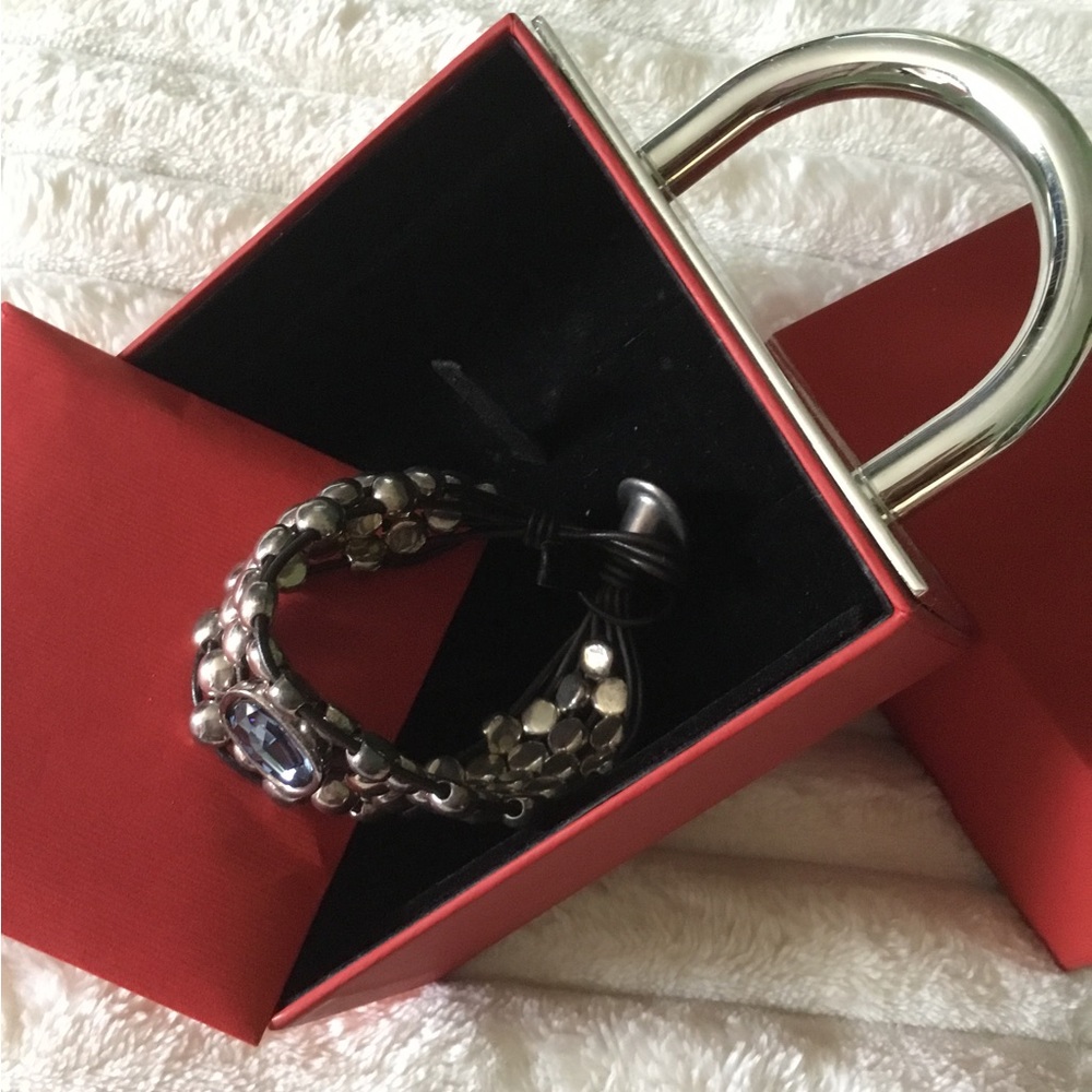 Uno de 50 Silver-Tone Beaded Wrap Bracelet with Clear/blue Stone COA
